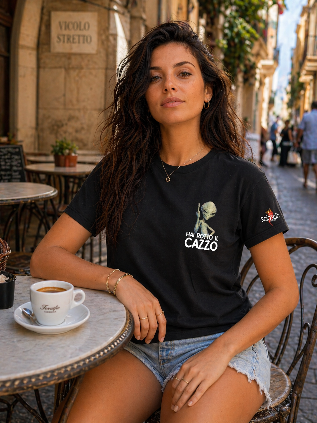 T-shirt - Alieno Dito Medio